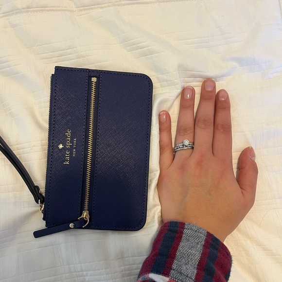 Kate Spade Wristlet - Picture 2 of 6